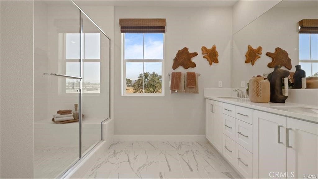 8a597f30 C464 4b0d 8bda 1ba35f906595