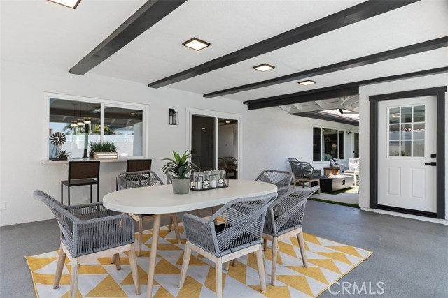 13762 Palace Way, Tustin CA: https://media.crmls.org/medias/8a59e9cc-4f10-4a5c-a079-47ed09889bf1.jpg