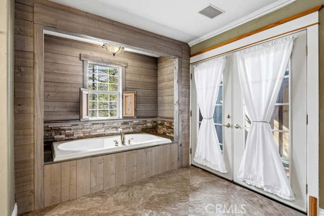 Detail Gallery Image 25 of 41 For 28070 West Shore Rd, Lake Arrowhead,  CA 92352 - 4 Beds | 2/1 Baths