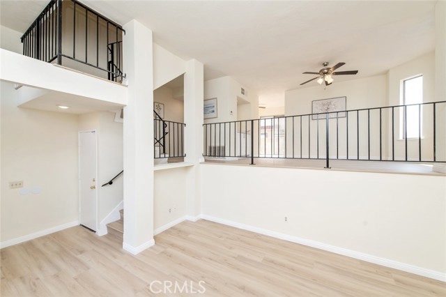 2038 S Bon View Avenue, Ontario CA: https://media.crmls.org/medias/8a5accc9-6b7f-4aef-aff0-f284efaba186.jpg