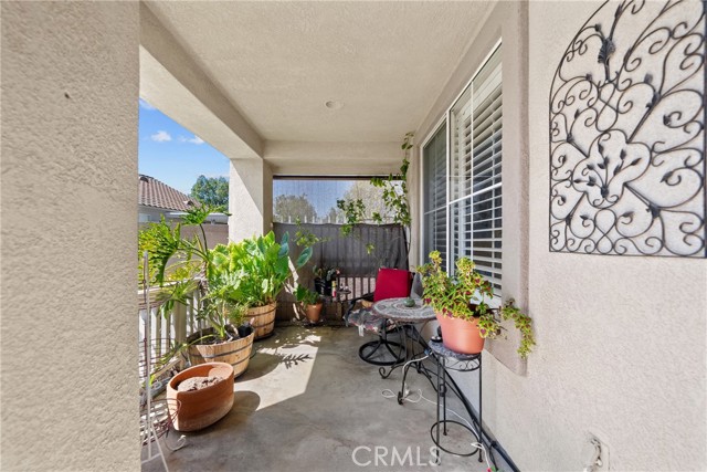 23785 Corte Carrio, Murrieta CA: https://media.crmls.org/medias/8a5be99a-5246-438f-81f7-9d49a43f23a3.jpg