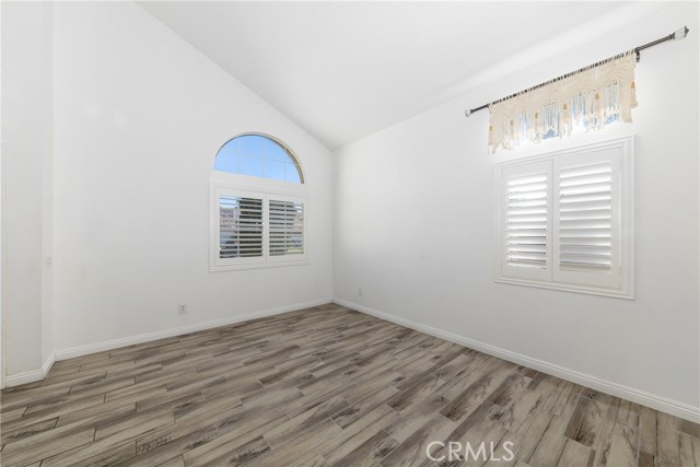 Detail Gallery Image 5 of 32 For 15645 Isleta, Moreno Valley,  CA 92551 - 3 Beds | 3 Baths