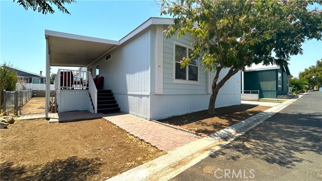 Detail Gallery Image 1 of 37 For 20843 Waalew Rd #C148,  Apple Valley,  CA 92307 - 4 Beds | 2 Baths