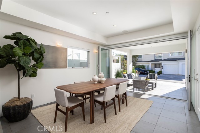 Detail Gallery Image 9 of 40 For 2618 Cove St, Corona Del Mar,  CA 92625 - 3 Beds | 3/1 Baths