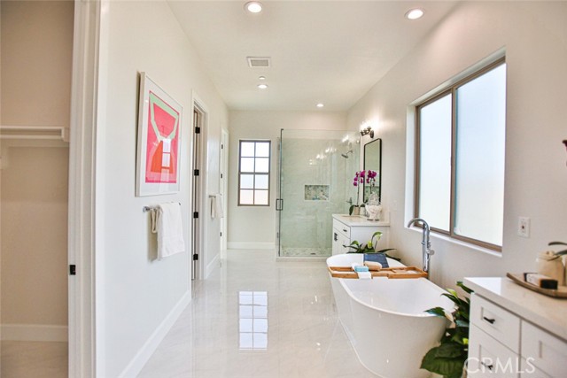 Detail Gallery Image 40 of 63 For 17413 Siena, Fountain Valley,  CA 92708 - 4 Beds | 4 Baths