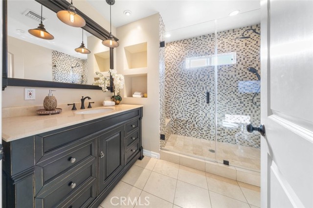 Detail Gallery Image 48 of 74 For 2950 N Lincoln St, Burbank,  CA 91504 - 3 Beds | 2 Baths