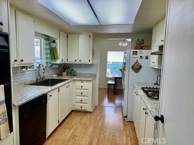 Detail Gallery Image 9 of 28 For 11414 Serra Rd #19,  Apple Valley,  CA 92308 - 2 Beds | 2 Baths