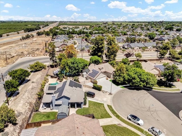 1774 Homestead Way, Lemoore CA: https://media.crmls.org/medias/8a5ec19b-4a8f-4024-bf64-aaeef3b6a180.jpg