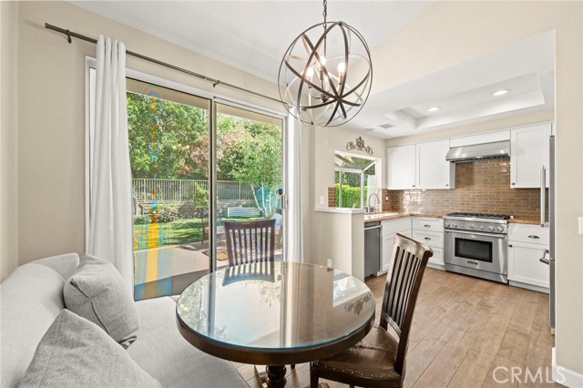 27054 Riversbridge Way, Valencia CA: https://media.crmls.org/medias/8a5ed458-3f51-4435-874a-48a39bb36dc4.jpg