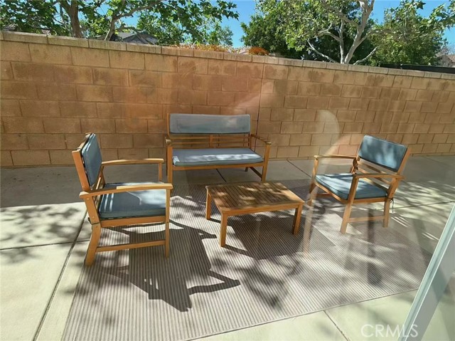 Detail Gallery Image 12 of 60 For 7038 Village, Corona,  CA 92880 - 3 Beds | 2/1 Baths