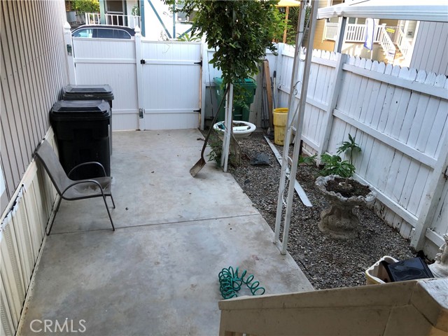 Detail Gallery Image 19 of 22 For 4901 Green River #113,  Corona,  CA 92878 - 4 Beds | 2 Baths