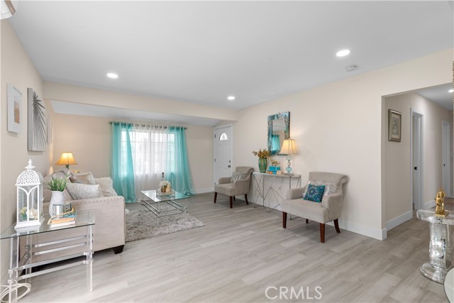 12541 West Street, Garden Grove CA: https://media.crmls.org/medias/8a60e04d-3e65-425a-bdac-af07f4994231.jpg