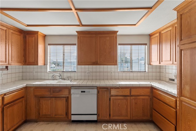 Detail Gallery Image 27 of 54 For 16950 La Salle Ave, Gardena,  CA 90247 - 4 Beds | 2/1 Baths