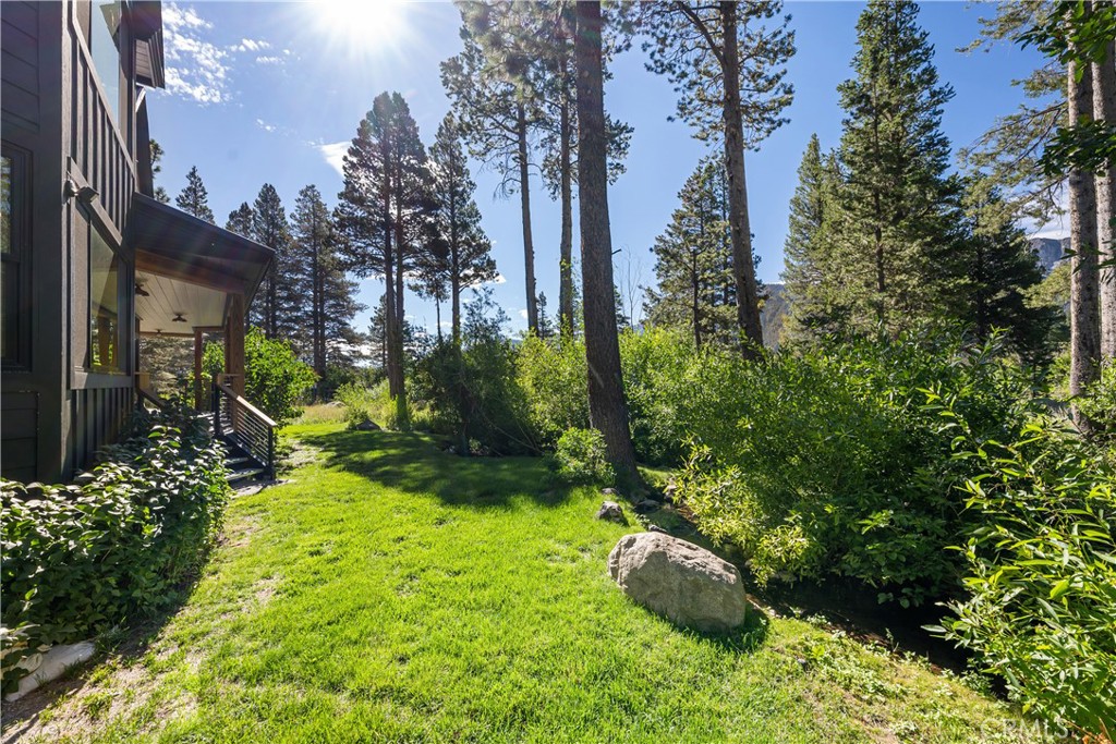 https://media.crmls.org/medias/8a618169-b08a-4d9a-b0ca-c0b1d8183b15.jpg?preset=X-Large