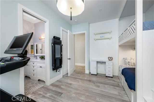 Detail Gallery Image 40 of 64 For 2318 Vista Grande, Vista,  CA 92084 - 5 Beds | 4 Baths