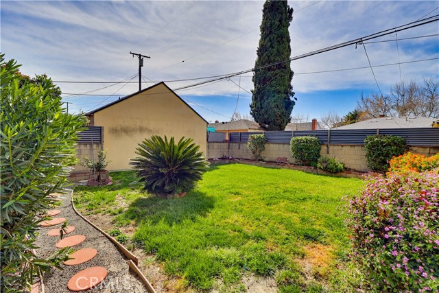 Detail Gallery Image 38 of 42 For 5913 Castana, Lakewood,  CA 90712 - 3 Beds | 2 Baths