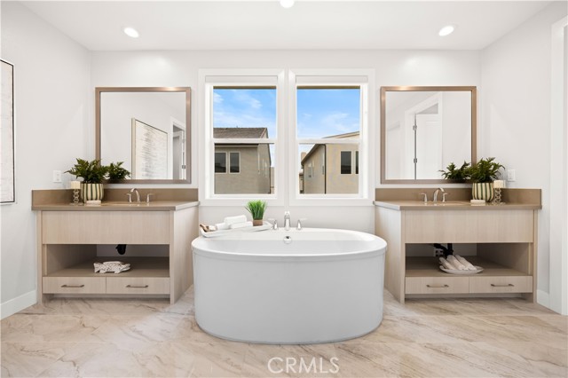 271 Huckleberry, Lake Forest CA: https://media.crmls.org/medias/8a629972-33ad-4cd7-93e8-bb67dc7ed105.jpg