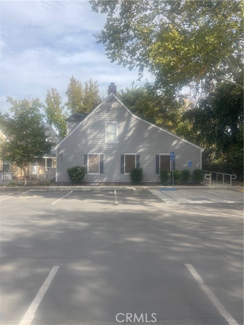 19 Williamsburg Lane, Chico, California 95926, ,Commercial Lease,For Rent,19 Williamsburg Lane,CRSN24221550