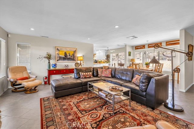 Detail Gallery Image 6 of 47 For 7880 Wesley Rd, Joshua Tree,  CA 92252 - 3 Beds | 2/1 Baths