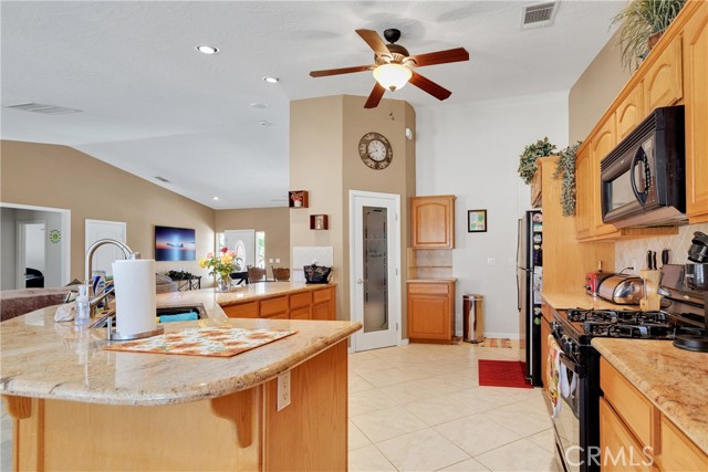 Detail Gallery Image 17 of 52 For 26778 Leather Ln, Helendale,  CA 92342 - 4 Beds | 2 Baths