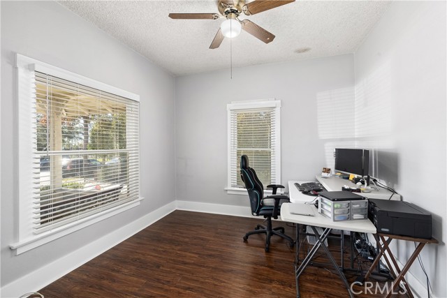 Detail Gallery Image 19 of 38 For 421 W Colorado Bld, Monrovia,  CA 91016 - 3 Beds | 2 Baths