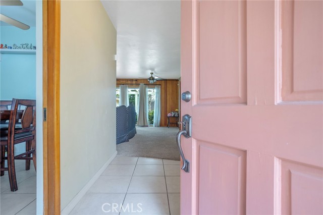 Detail Gallery Image 7 of 43 For 1516 Crestmont Dr, Bakersfield,  CA 93306 - 3 Beds | 2 Baths