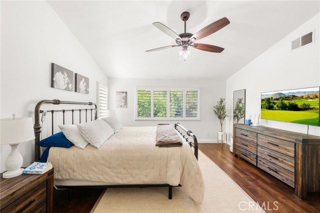33335 Fox Road, Temecula CA: https://media.crmls.org/medias/8a63ce2c-6ef9-49fc-aacf-e77cf24a2a76.jpg