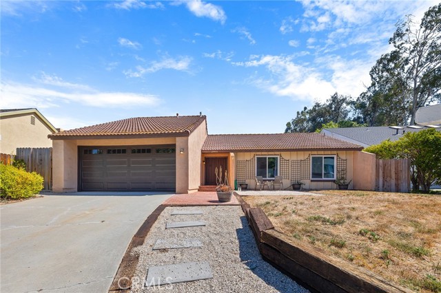 29951 Cactus Place, Temecula CA: https://media.crmls.org/medias/8a64976e-ca35-47d7-a9ec-5f3a8e6c5042.jpg