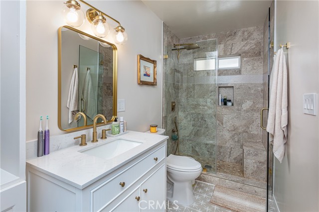 Detail Gallery Image 19 of 52 For 1902 N Pass Ave, Burbank,  CA 91505 - 3 Beds | 3 Baths