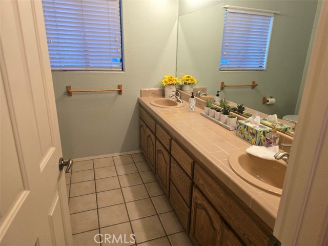 Detail Gallery Image 12 of 17 For 2814 Stardust, Santa Maria,  CA 93455 - 3 Beds | 3 Baths