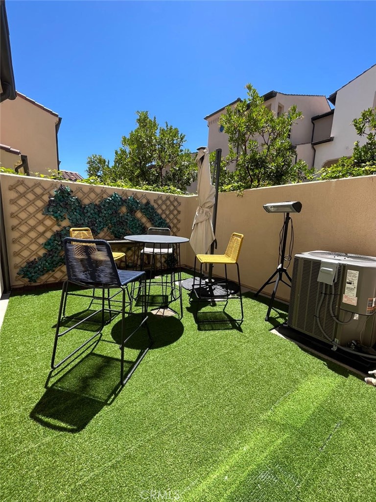 MLS #OC25251844 image #14