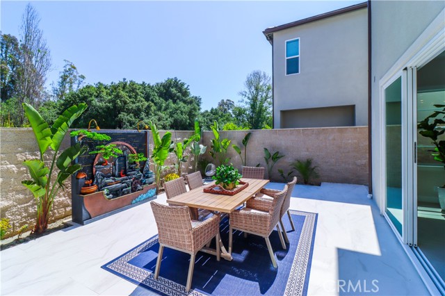 390 Riverbend, Lake Forest CA: https://media.crmls.org/medias/8a6674b5-cde9-4e21-9782-2f6b4c424b28.jpg