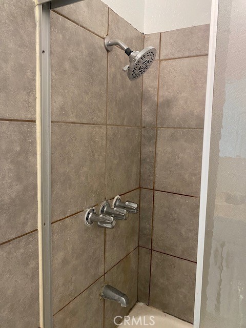 Detail Gallery Image 5 of 5 For 14767 Erwin, Van Nuys,  CA 91411 - 1 Beds | 1 Baths