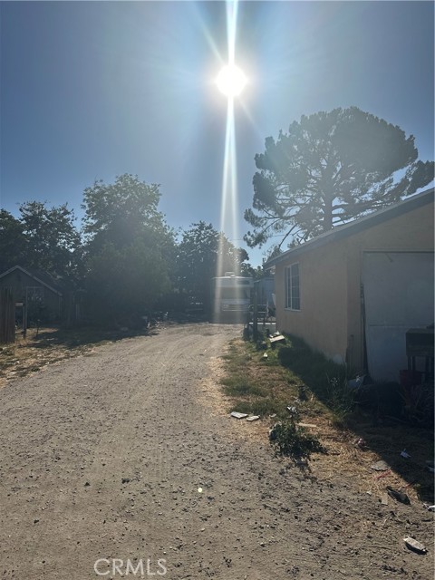 6926 Tippecanoe Avenue, San Bernardino CA: https://media.crmls.org/medias/8a66e8d9-4aba-4701-a027-12fe88d692ca.jpg