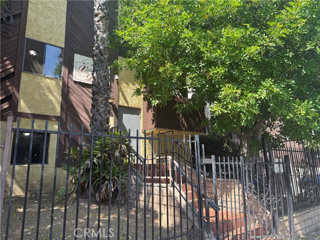 Detail Gallery Image 24 of 25 For 7305 Milwood Ave #7,  Canoga Park,  CA 91303 - 2 Beds | 1 Baths