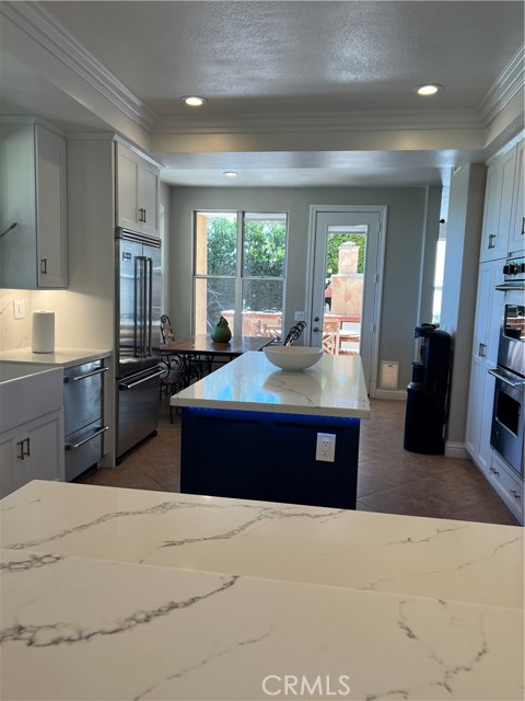 Detail Gallery Image 12 of 21 For 7420 Cliffside Ct, West Hills,  CA 91307 - 5 Beds | 5 Baths