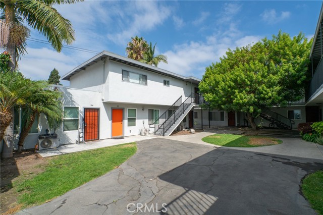 10442 Lampson Avenue, Garden Grove CA: https://media.crmls.org/medias/8a685f08-bfb5-4536-8efb-a746455d38e6.jpg