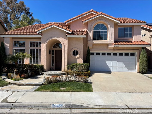 MLS# OC23183375