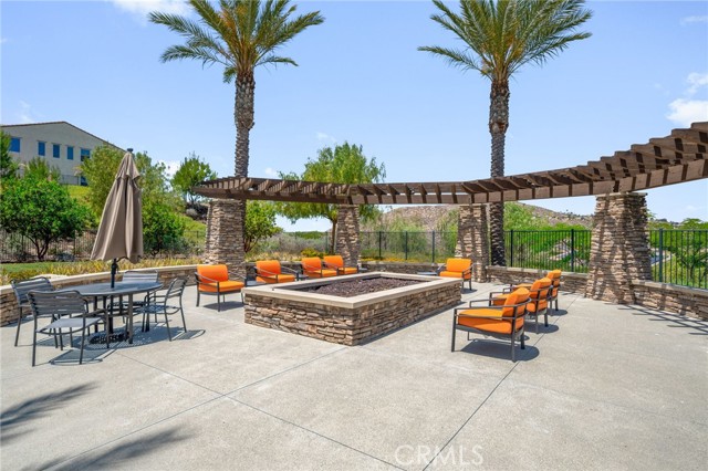 24206 Dandelion Court, Lake Elsinore CA: https://media.crmls.org/medias/8a69cde4-dfcc-483f-a4b2-6b8021068f90.jpg