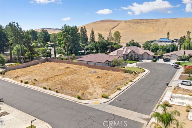 Detail Gallery Image 11 of 19 For 12101 Wildhorse Ave, Bakersfield,  CA 93306 - – Beds | – Baths
