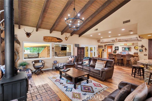 6375 Arrowhead Lake Road, Hesperia CA: https://media.crmls.org/medias/8a6a3dd8-4481-4f5b-82bc-65cdfb6994e0.jpg