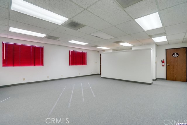 8041 FOOTHILL Boulevard, Sunland, California 91040, ,Commercial Sale,For Sale,FOOTHILL,320008717