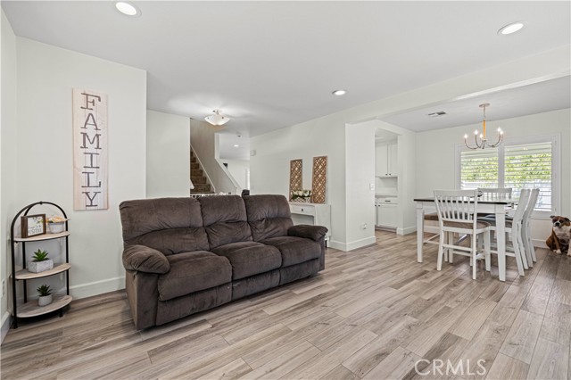 28519 Forest Meadow Place, Castaic CA: https://media.crmls.org/medias/8a6c3beb-e330-498e-9753-32f8276399d3.jpg
