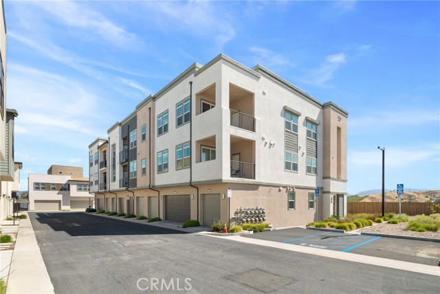 Detail Gallery Image 45 of 46 For 27466 Mercantile Ct, Valencia,  CA 91381 - 2 Beds | 2 Baths