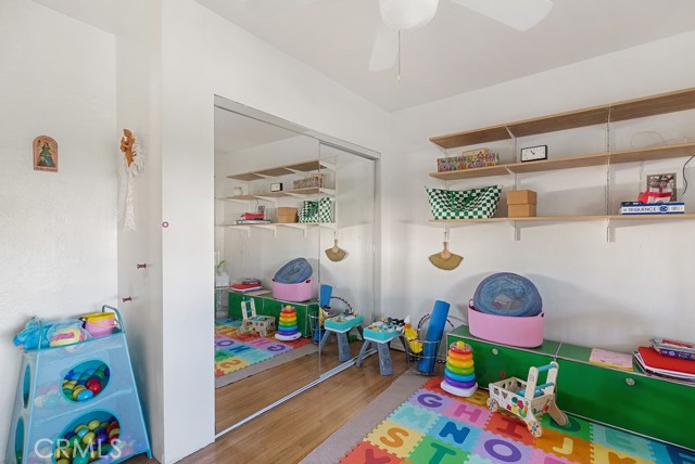 Detail Gallery Image 16 of 26 For 1119 Princeton Dr, Glendale,  CA 91205 - 2 Beds | 1 Baths