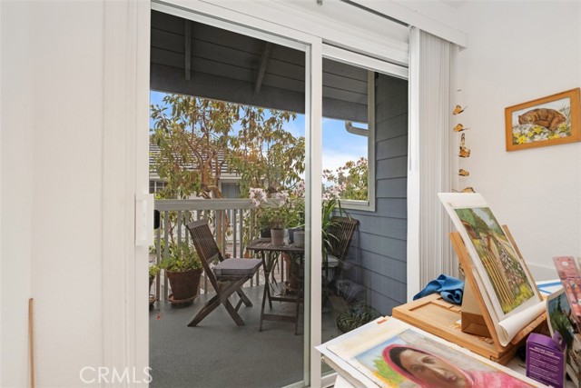 23 Pemberton Place, Laguna Niguel CA: https://media.crmls.org/medias/8a6d64f8-de99-4fa8-ae1e-813c74df0c6f.jpg