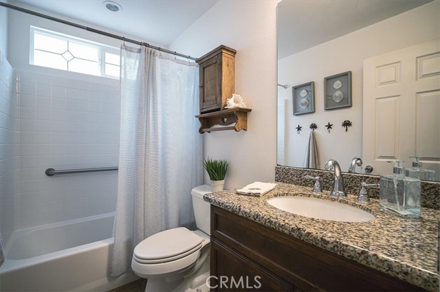 Detail Gallery Image 9 of 44 For 32804 Red Carriage Rd, Winchester,  CA 92596 - 5 Beds | 3 Baths