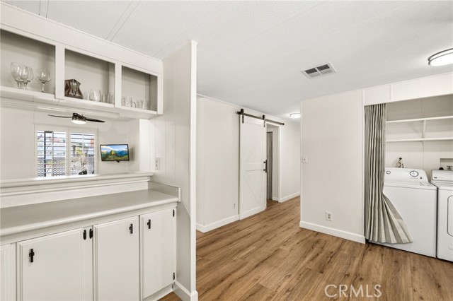 Detail Gallery Image 11 of 27 For 1251 E Lugonia, Redlands,  CA 92374 - 2 Beds | 2 Baths