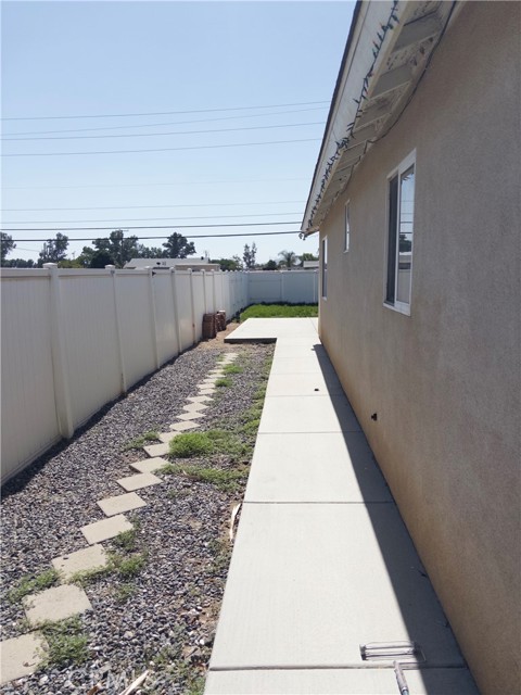 Detail Gallery Image 15 of 15 For 351 E 7th St, Perris,  CA 92570 - 4 Beds | 2 Baths