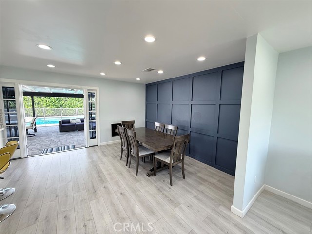 Detail Gallery Image 13 of 24 For 11243 Mclennan, Granada Hills,  CA 91344 - 3 Beds | 3 Baths